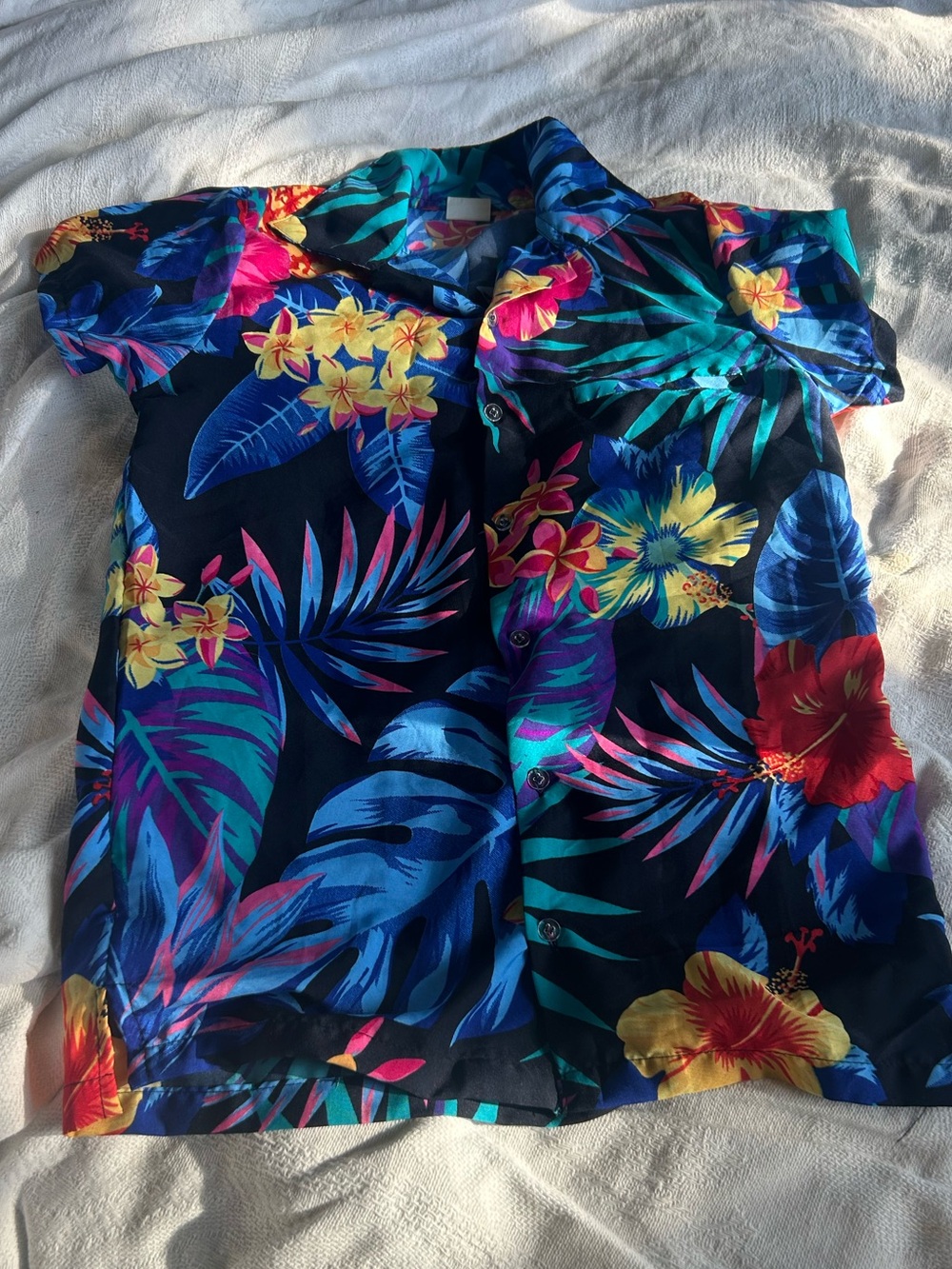 King Kameha Hawaiin Shirt. Size XS